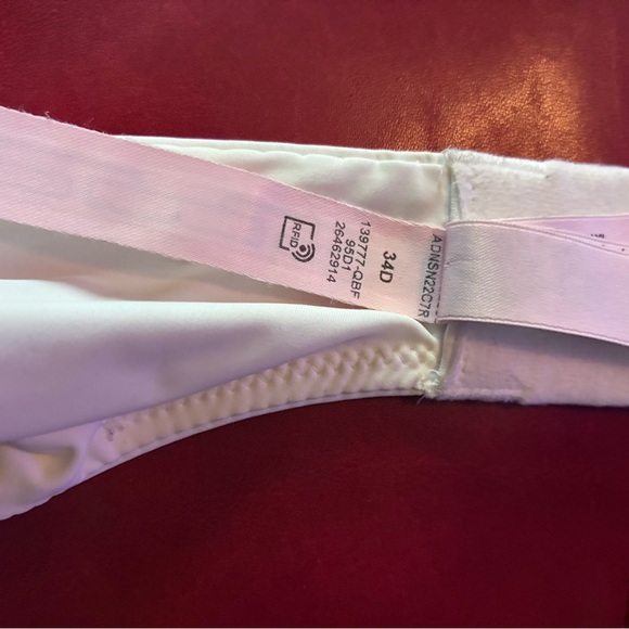 Victoria's Secret Women’s T-Shirt Full Coverage Push Up Underwire Bra, 34D - Picture 5 of 13